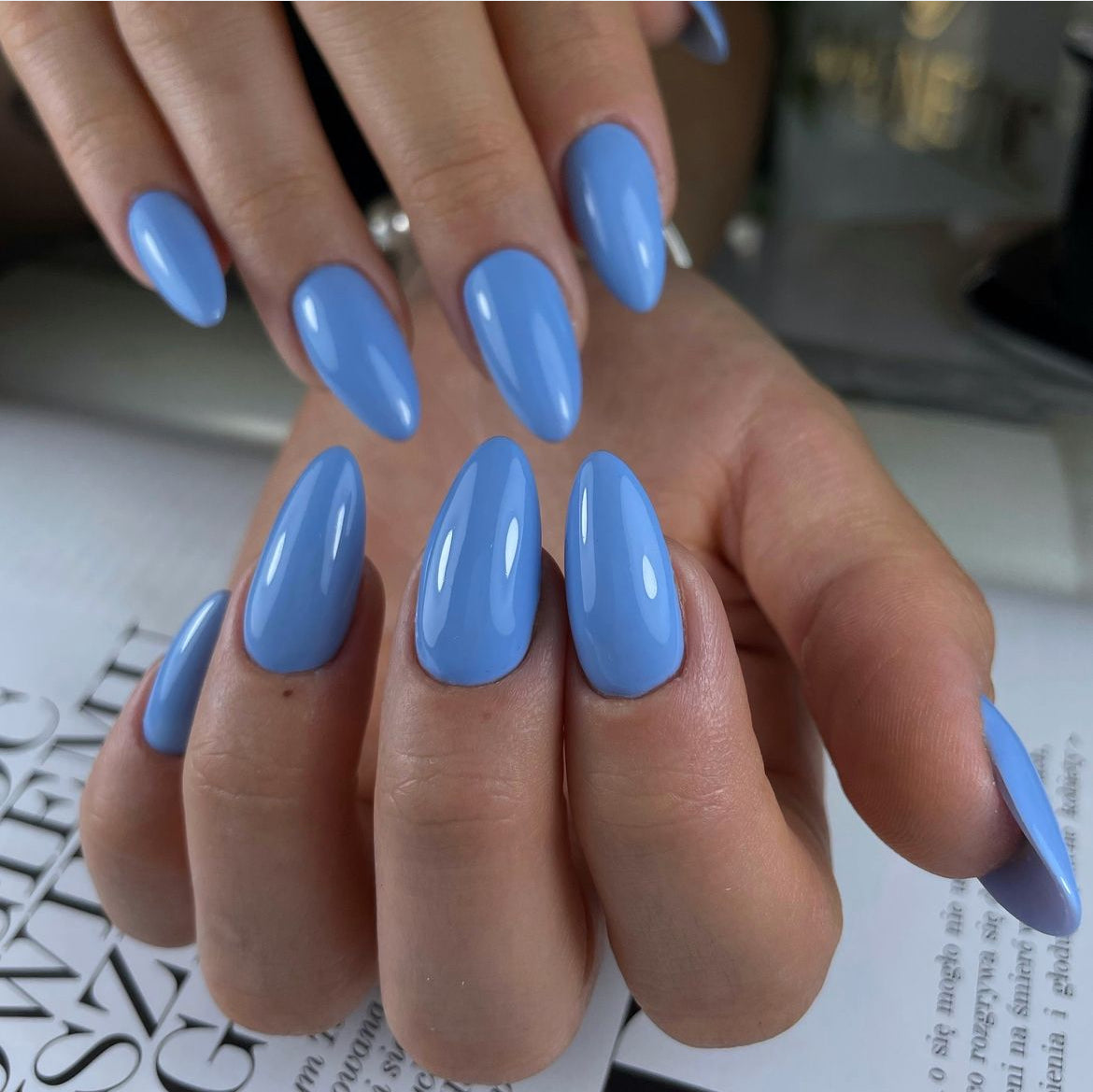 103581 Gelpolish Violet Vibes 15ml (free of TPO)