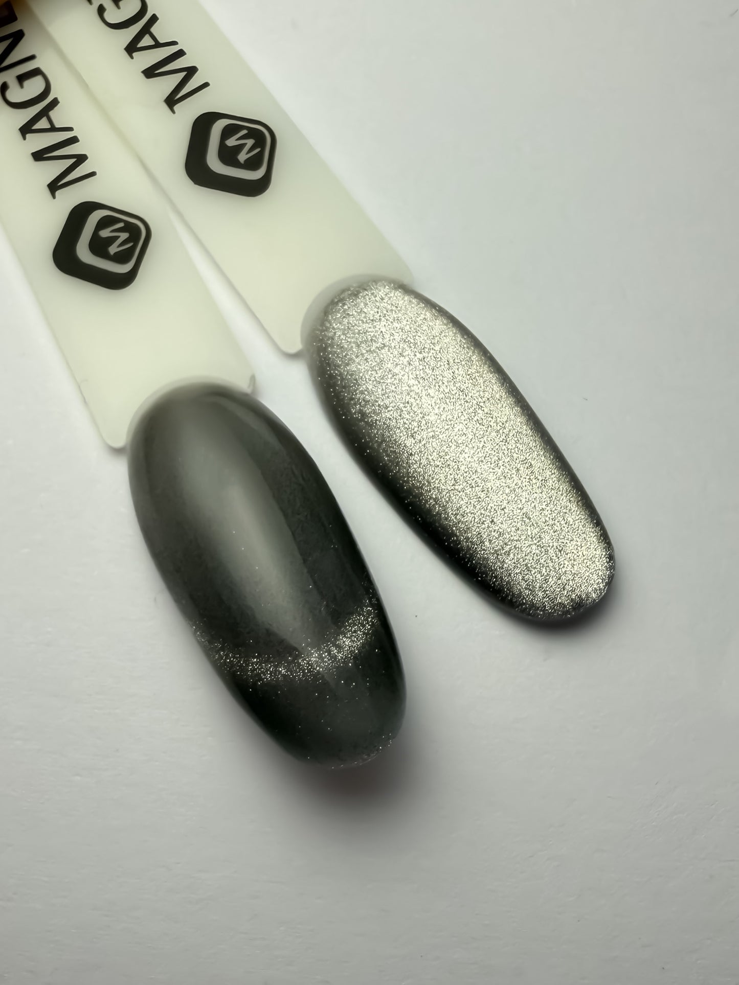 600072   Gelpolish Cat Eye 2 - 7ml
