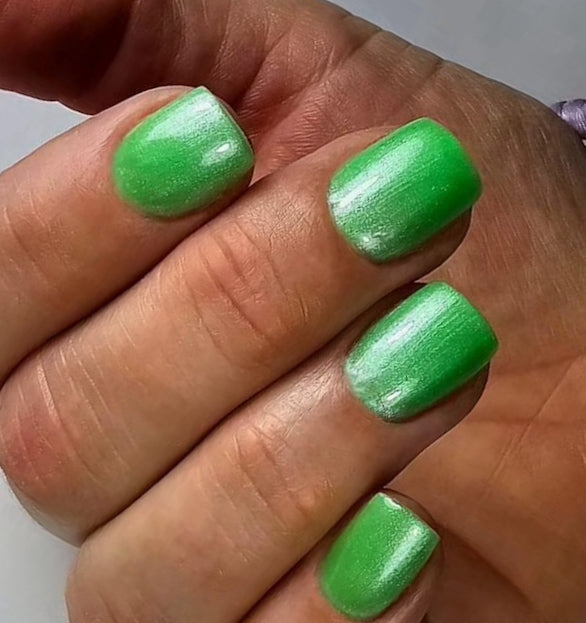 103592 Gelpolish Sour Apple  15ml (free of TPO)