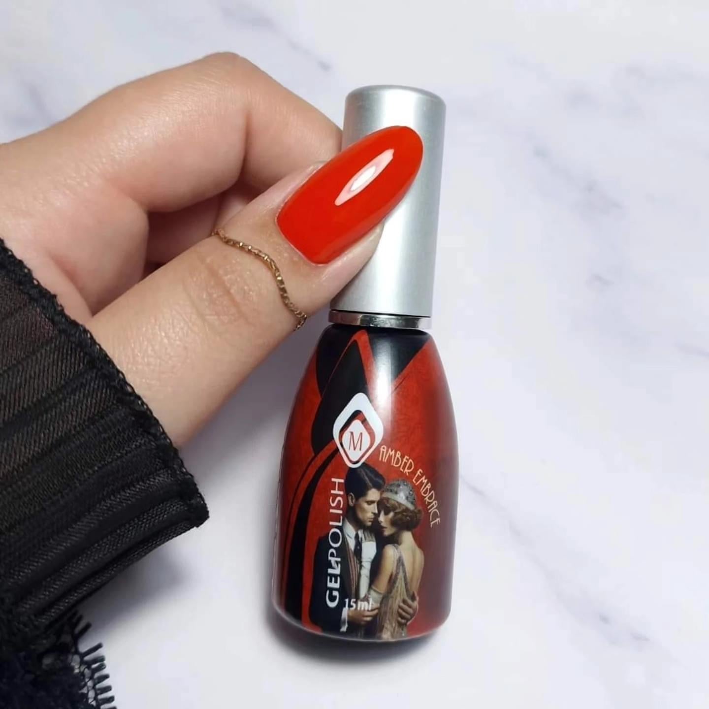 103598 Gelpolish Amber Embrace 15ml (free of TPO)