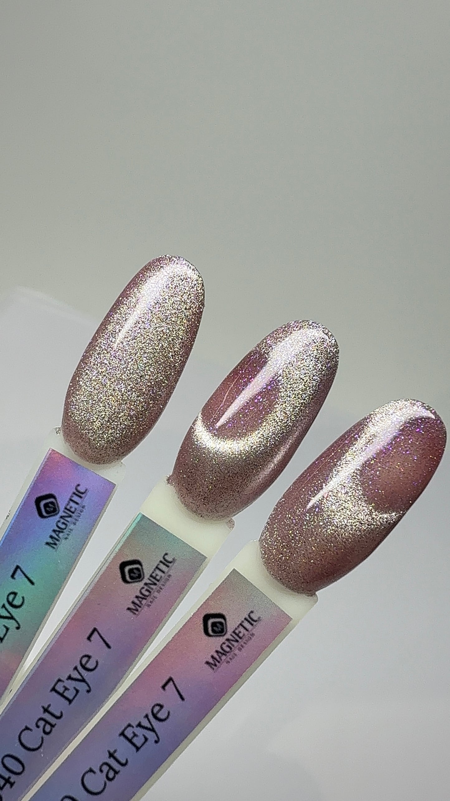 600094  Gelpolish Cat Eye 7 - 7ml