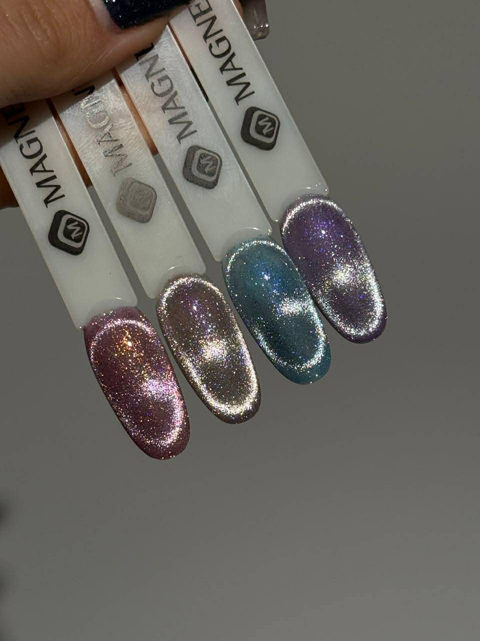 600095  Gelpolish Cat Eye 8 - 7ml