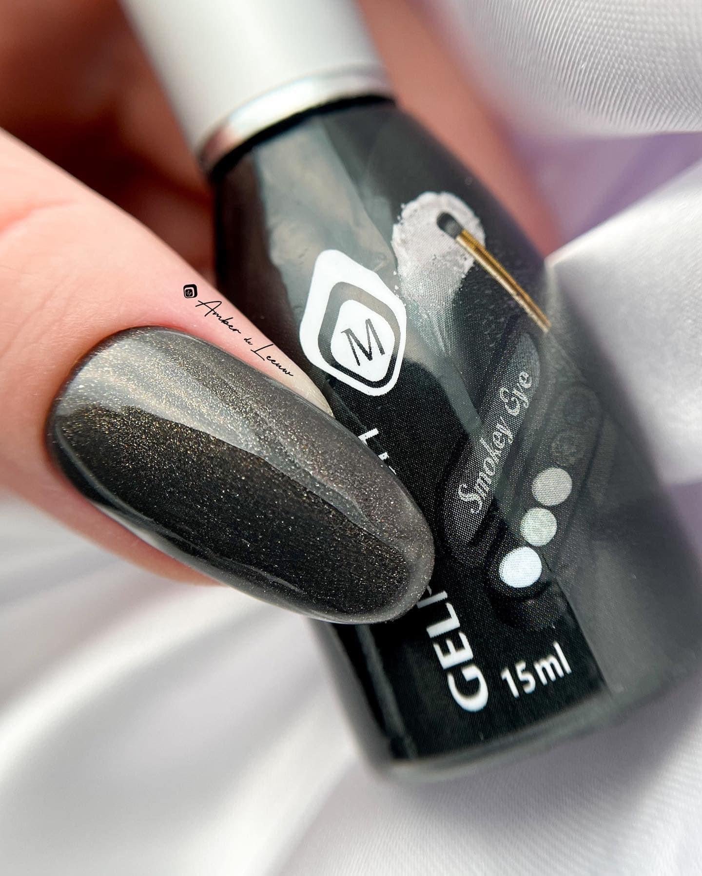 103569 Gelpolish Smokey Eye 15ml (free of TPO)