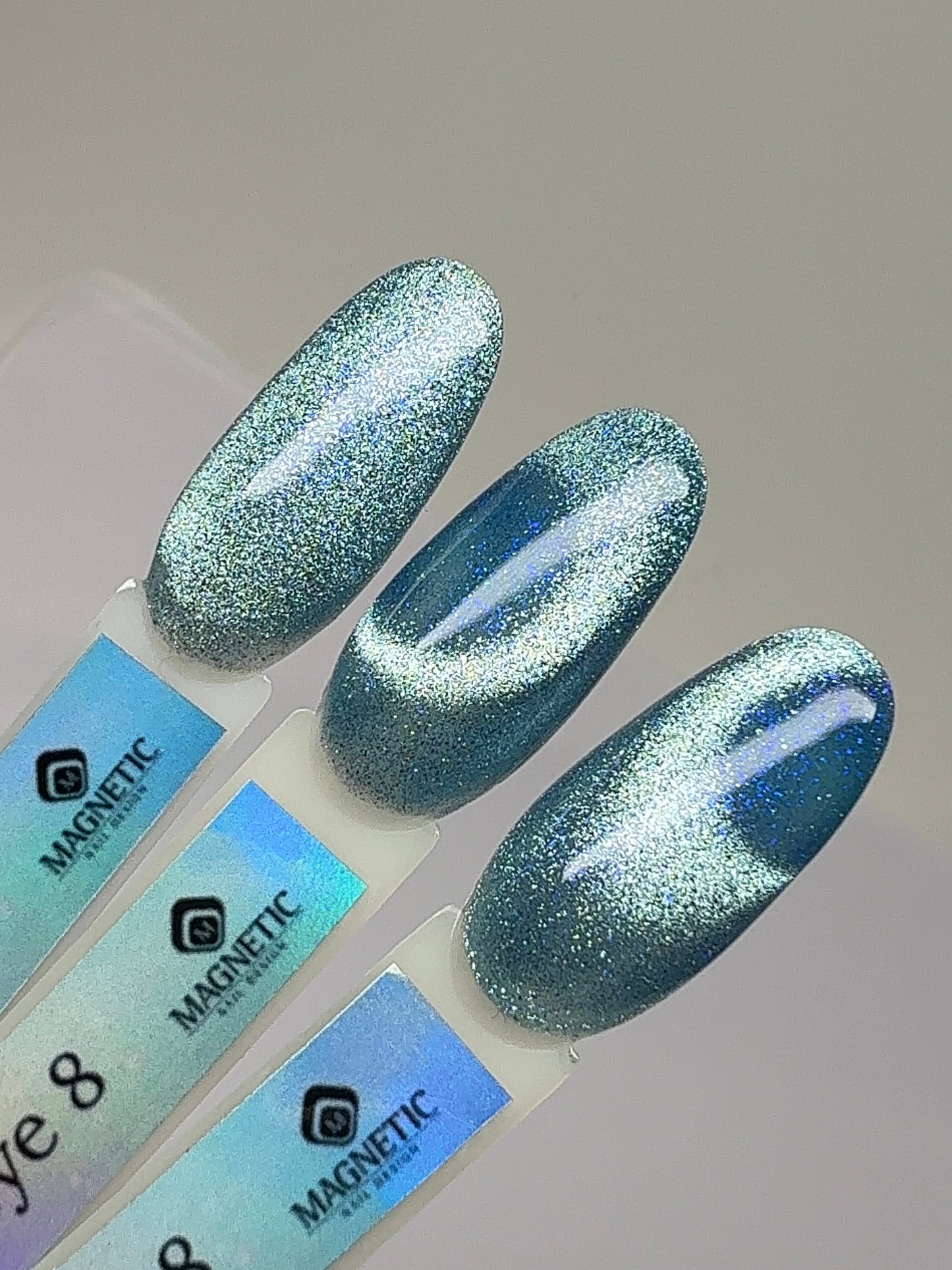 600095  Gelpolish Cat Eye 8 - 7ml