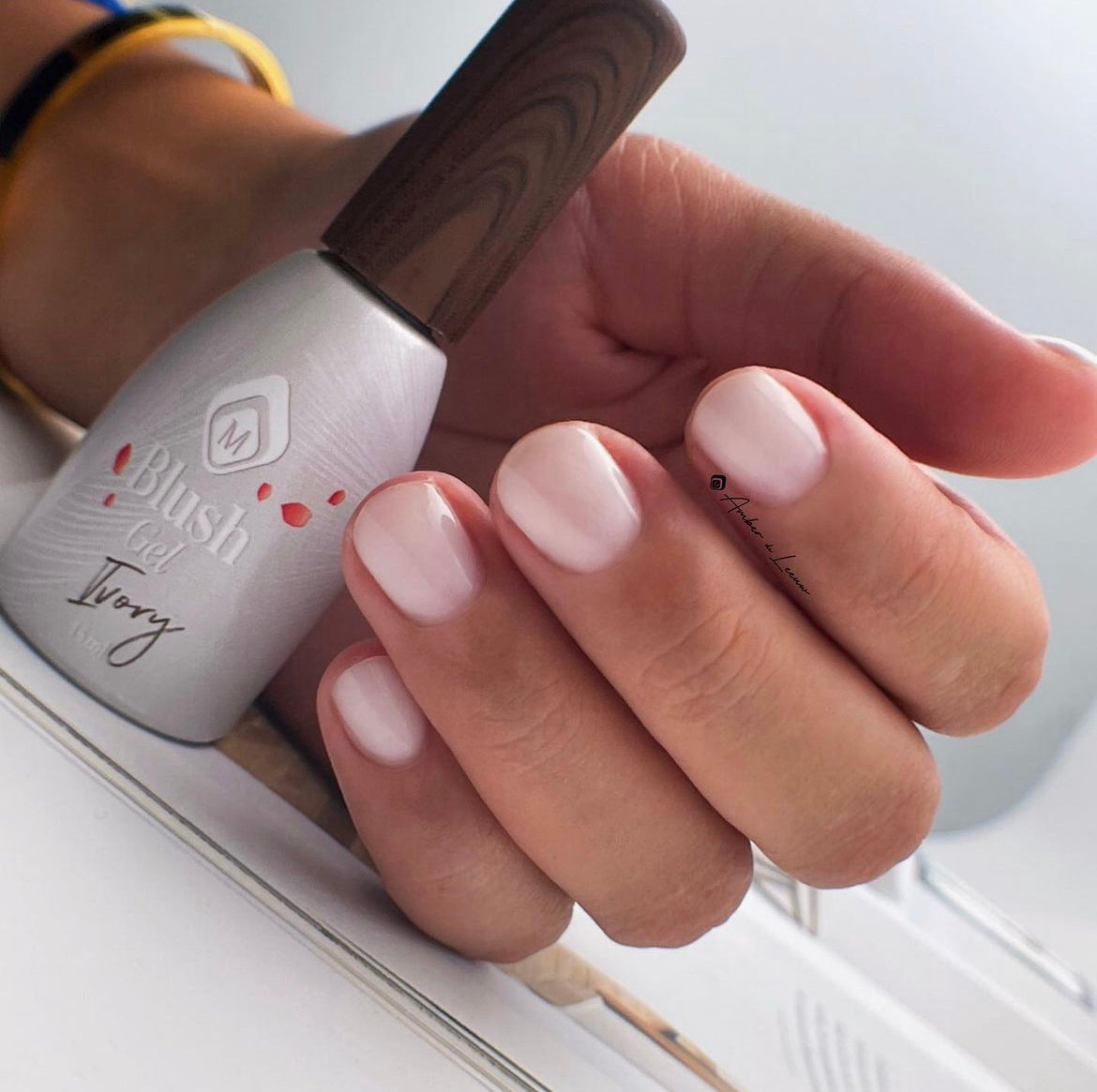 231418 Blush Gel Ivory